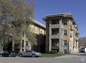 Building Photo - Ruby Apartments