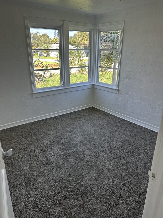 Building Photo - 52 Ponce De Leon Dr