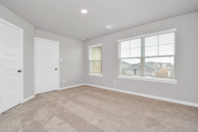 Building Photo - 4634 Aurora Glen Dr