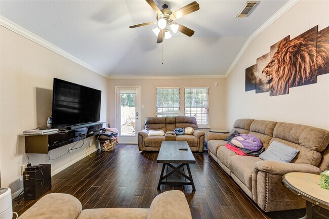 Building Photo - 9642 Sugarblossom Ln