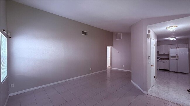 Building Photo - 400 Morrill Terrace