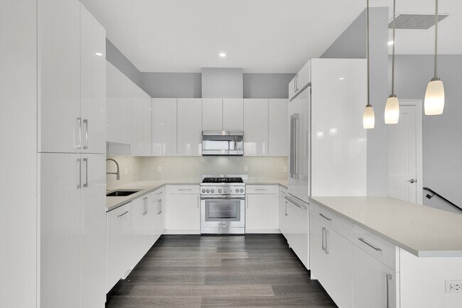 Building Photo - 771-781 Harrison Ave