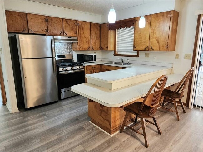 Building Photo - 3381 Woodard Dr