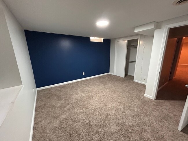 Building Photo - 4 Bed 2 Bath Home In Andover!