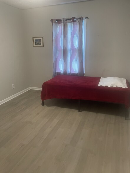 Third Bedroom - 492 Hillcrest Ave