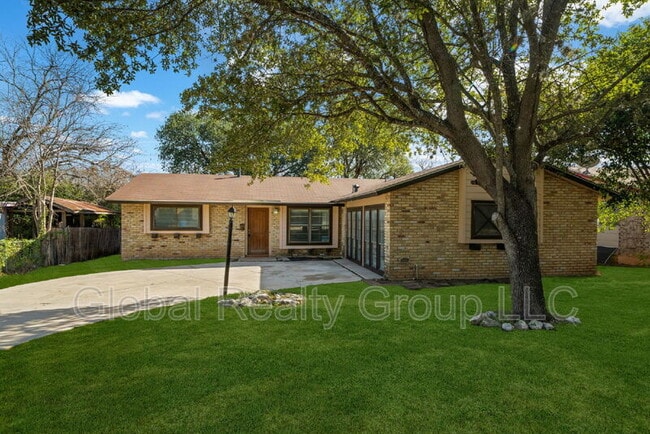 Building Photo - 4022 Ramsgate St