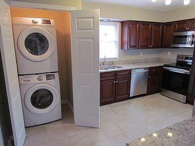 Building Photo - 2948a Candlelight Way