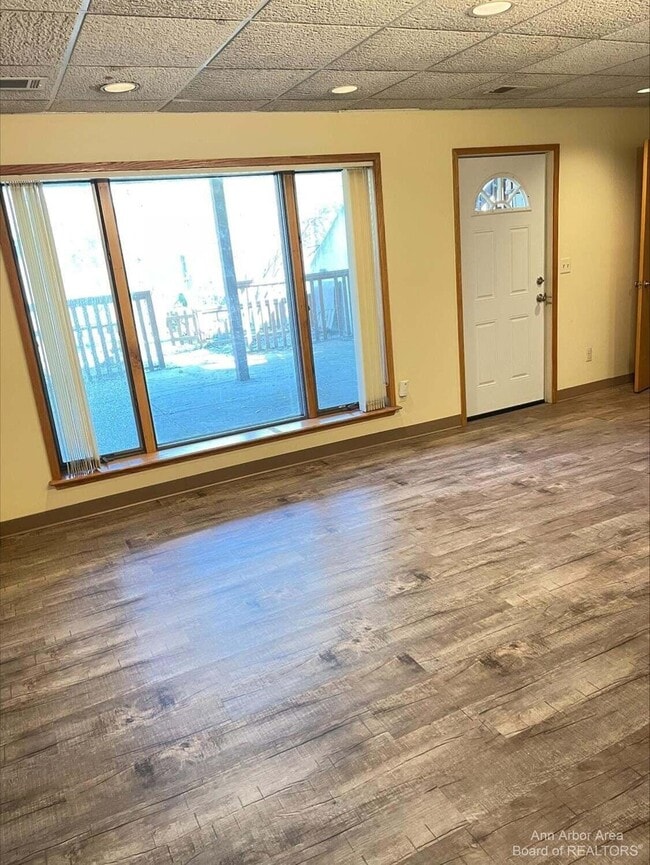 Building Photo - 116 W McKay St