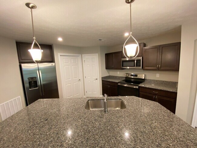 Building Photo - 4329 Value Springs