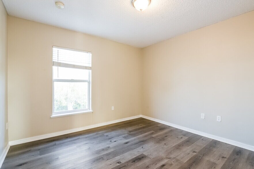 Building Photo - 5309 Sunset Canyon Dr