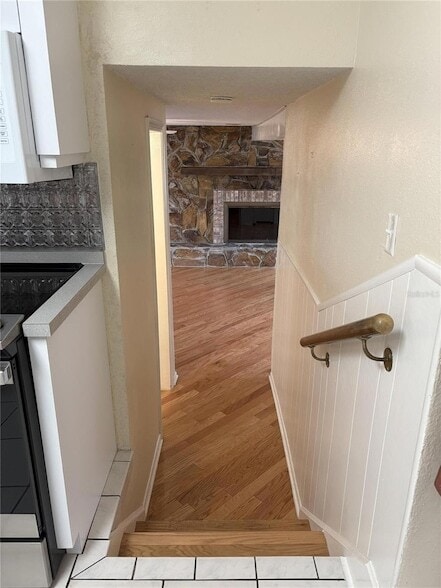 Building Photo - 1008 Lady Guinevere Dr