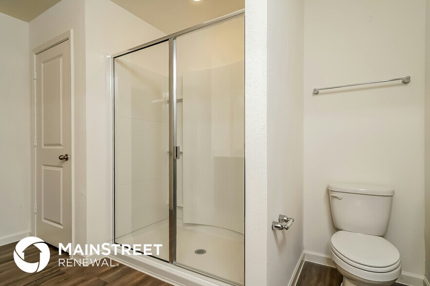 Building Photo - 520 Horn St