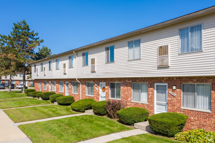 Exterior streetside - Coppertree Townhomes