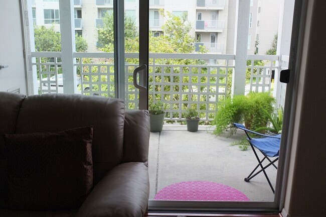 Balcony - 3901 Lick Mill Blvd