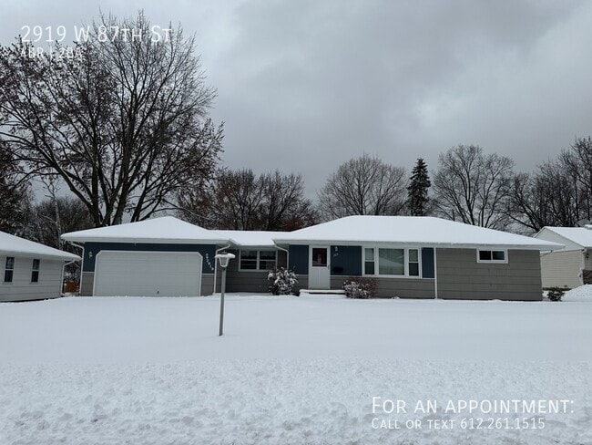 Building Photo - 2919 W 87th St