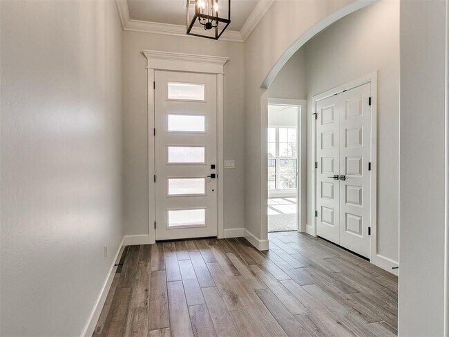 Building Photo - 2917 SW 132nd St