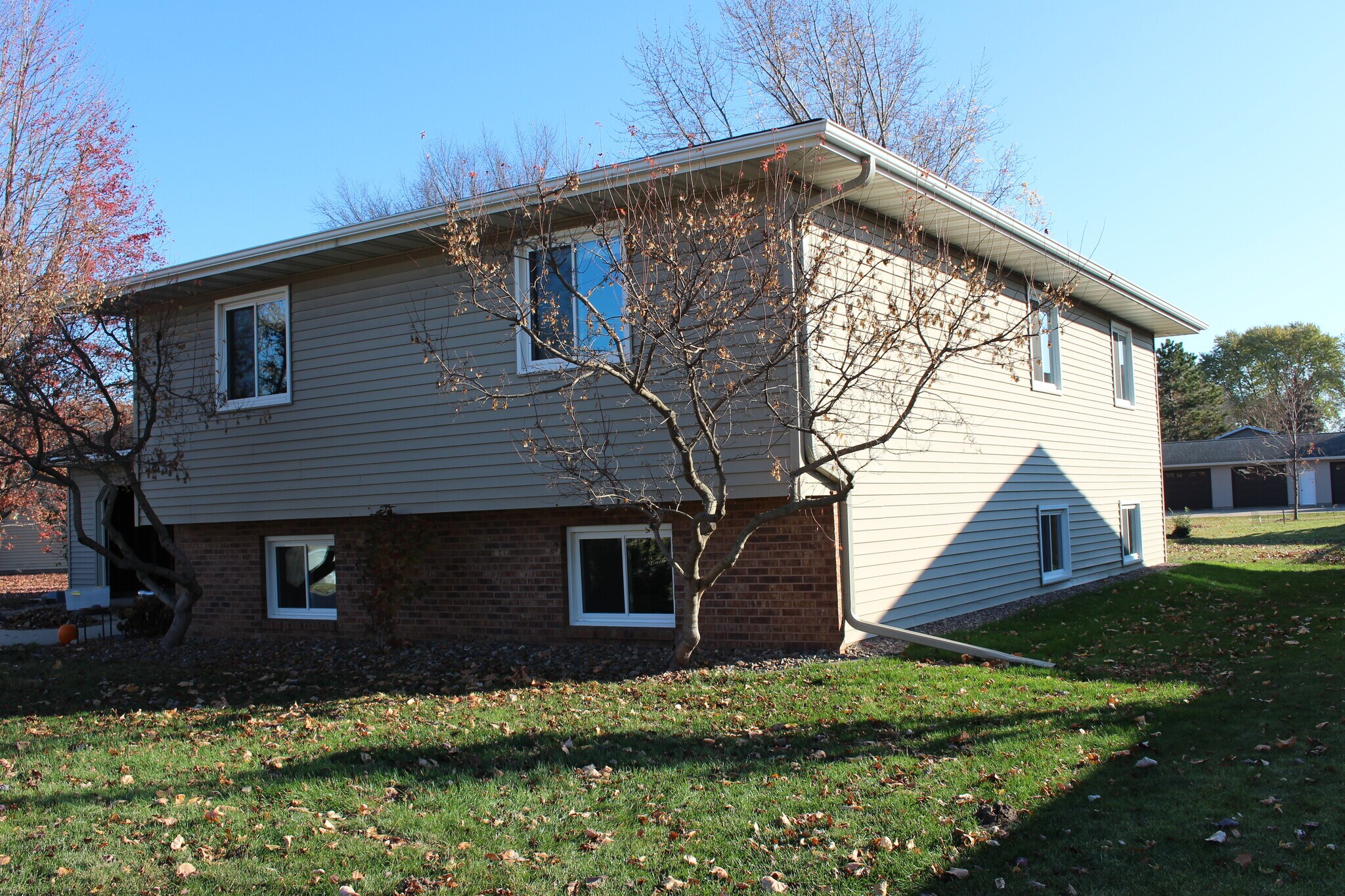Front Yard - 1061 Terrace Dr
