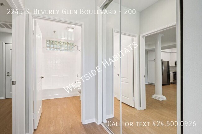 Building Photo - 2245 S Beverly Glen Blvd