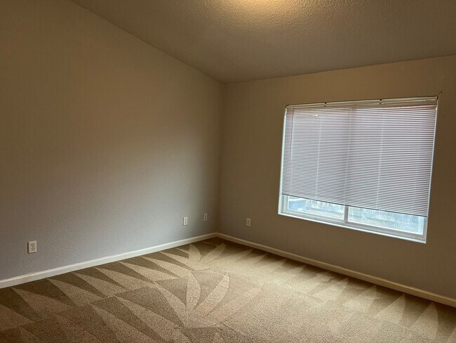 Building Photo - Coming Soon!