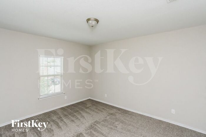 Building Photo - 5105 Glen Meadow Dr