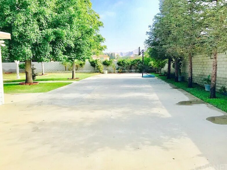 Building Photo - 4735 Adam Rd