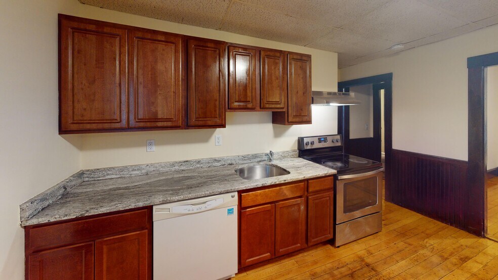 Building Photo - 245 Prospect St