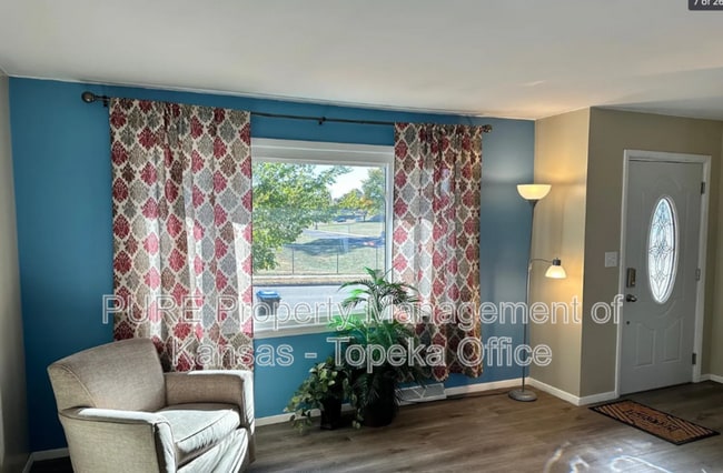 Building Photo - 5216 SW 33rd St