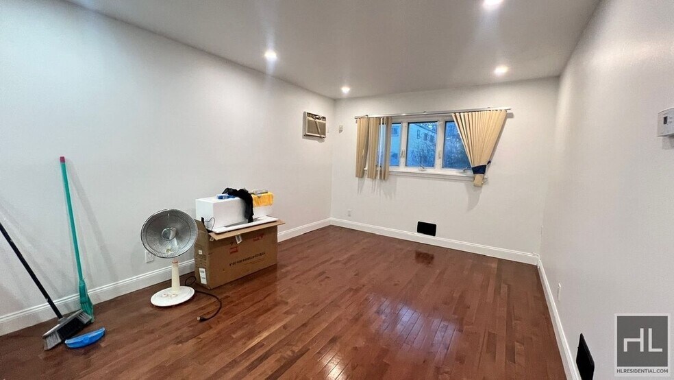 Building Photo - 149-63 256 STREET