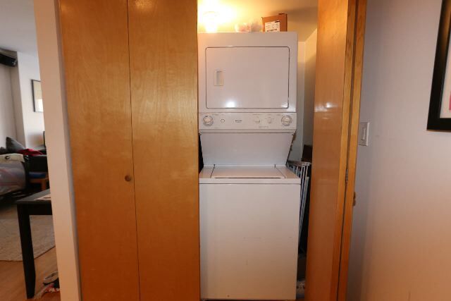 Building Photo - 1407 N Wicker Park Ave