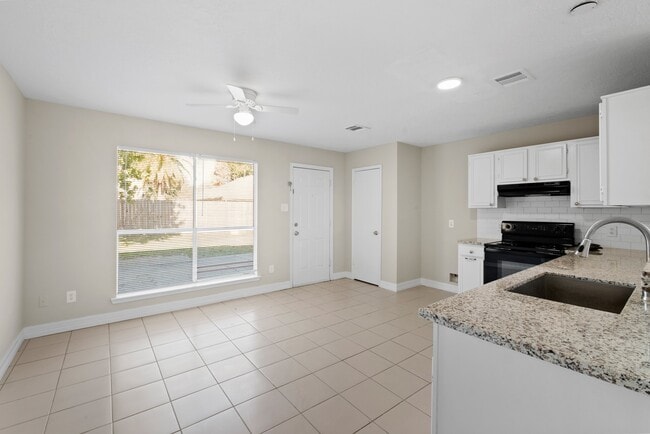 Building Photo - 4259 Gypsy Pops Dr