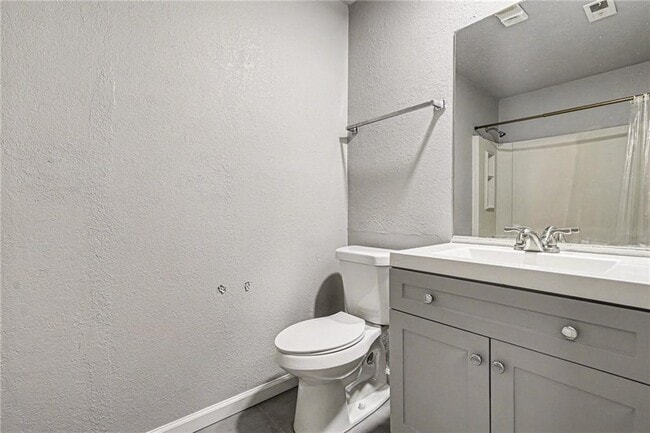 Building Photo - 1205 Natchez Trce SW