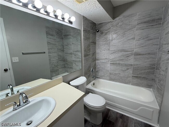 Building Photo - 13521 Eagle Ridge Dr