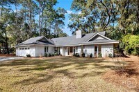 Building Photo - 10 Howley Ln