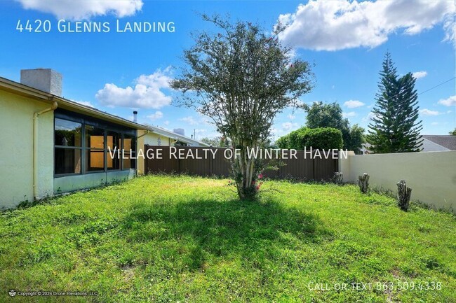 Building Photo - Southeast Winter Haven Home with Community...