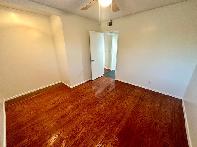 Building Photo - Spacious Newly Remodeled 4 Bedroom Orange ...