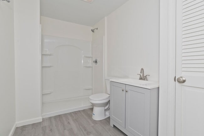 Building Photo - 24 Highland Ave