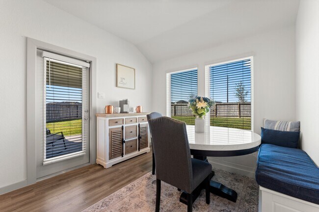 Building Photo - 1007 Cotswold Ct