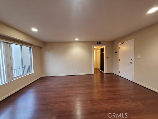 Building Photo - 11041 La Maida St