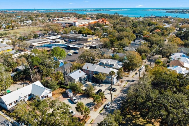 Building Photo - 50 Saragossa St