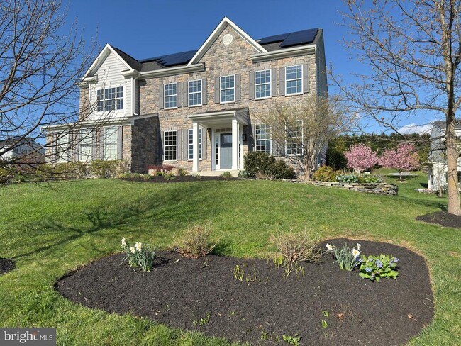 Building Photo - 8 Ramsdell Ct