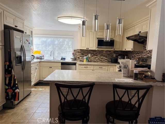 Building Photo - 2300 Maple Ave