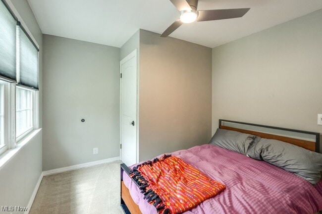 Building Photo - 896 Cliffside Dr