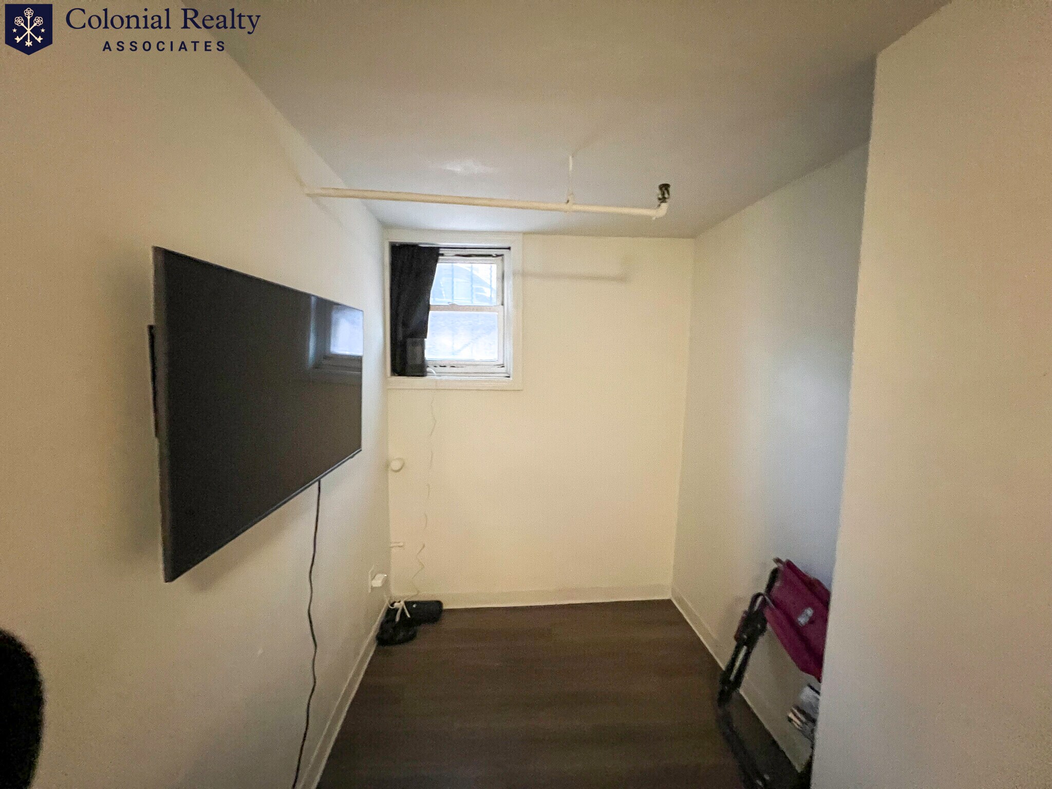 Building Photo - 90 Charles St