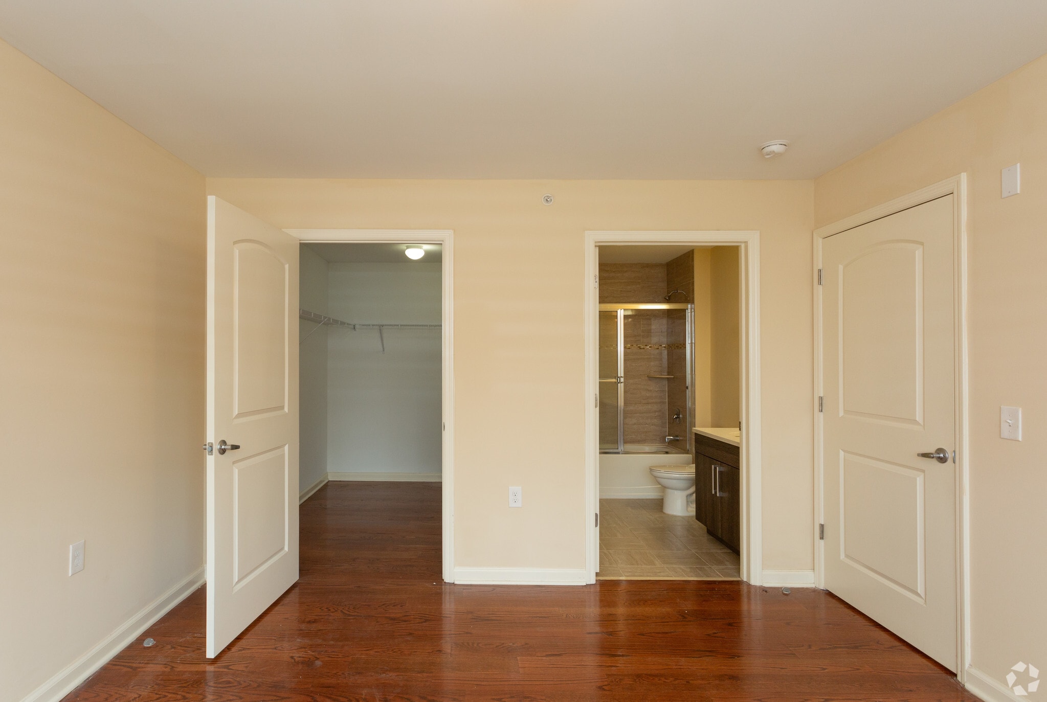 Master Bedroom - Affordable Luxury In the Heart of Avenel !