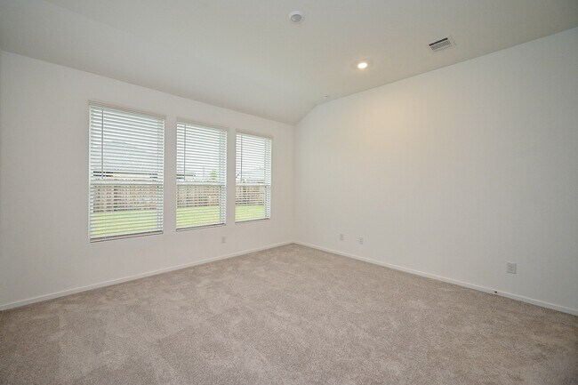 Building Photo - 6427 Seafoam Lake Dr