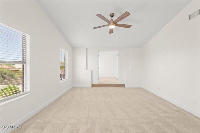Building Photo - 10410 E Morning Star Dr