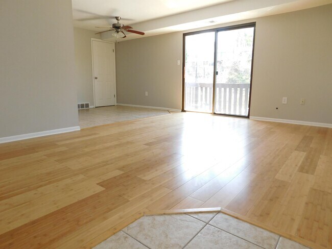 Building Photo - 6160 LIBRARY ROADAPT 42