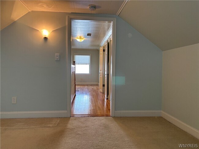 Building Photo - 230 Cleveland Dr