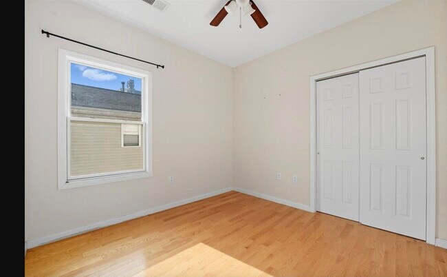 Building Photo - 108 Kearney Ave