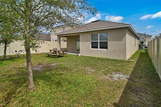 Building Photo - 2321 Tay Wes Dr